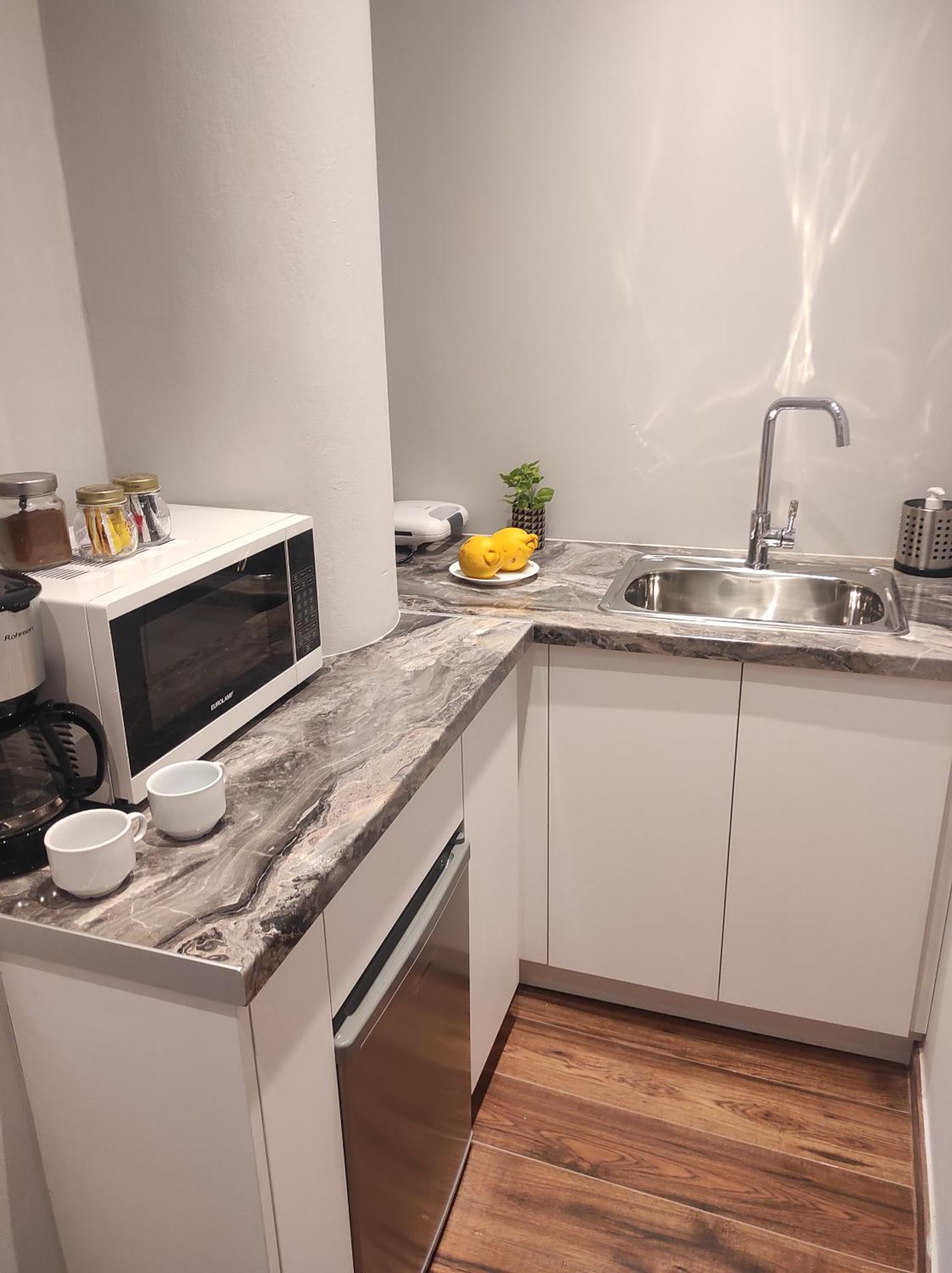 شقة Hellenic Hospitality House أثينا المظهر الخارجي الصورة