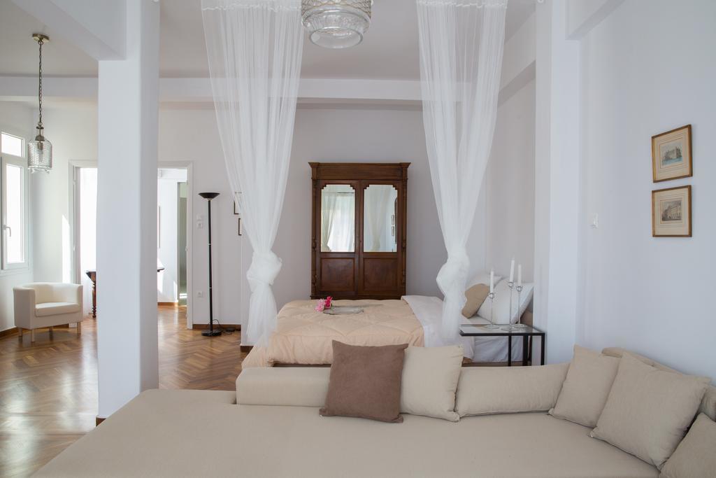 شقة Hellenic Hospitality House أثينا المظهر الخارجي الصورة